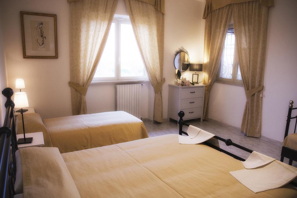 Bed And Breakfast Nonna Loreta Formello Oda fotoğraf