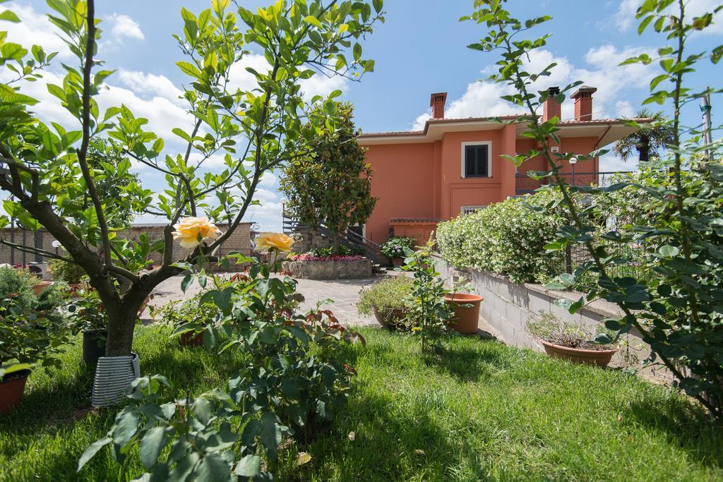 Bed And Breakfast Nonna Loreta Formello Dış mekan fotoğraf