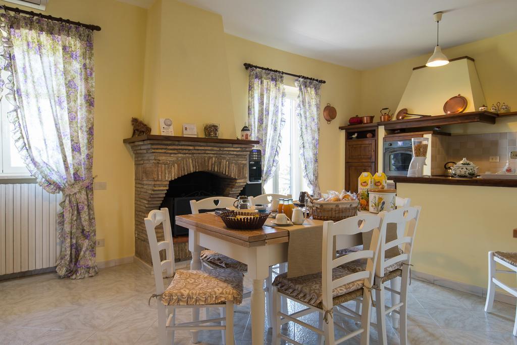 Bed And Breakfast Nonna Loreta Formello Dış mekan fotoğraf