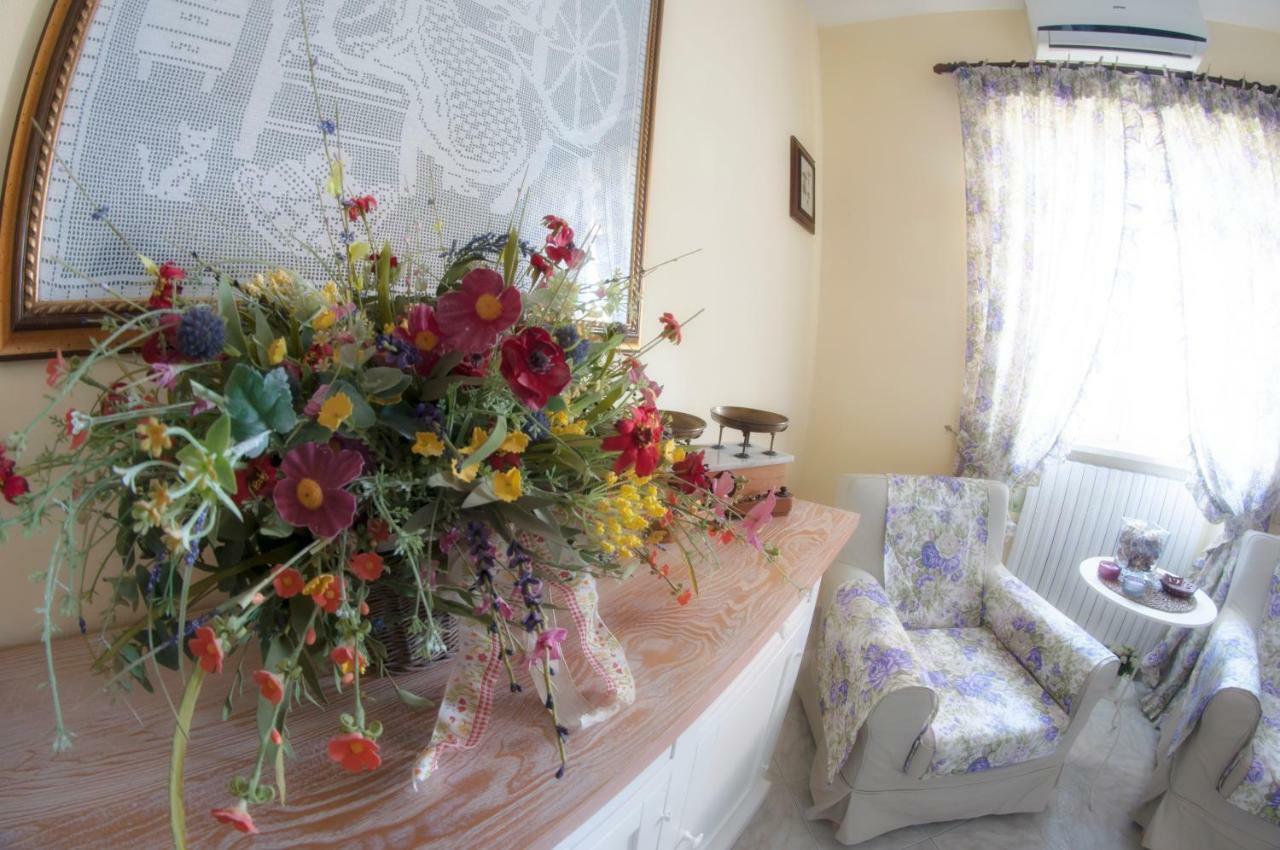 Bed And Breakfast Nonna Loreta Formello Dış mekan fotoğraf