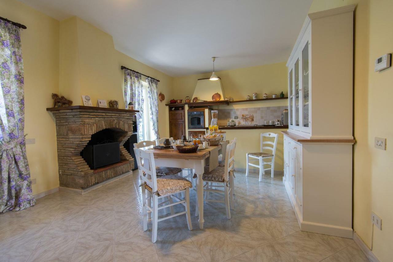 Bed And Breakfast Nonna Loreta Formello Dış mekan fotoğraf